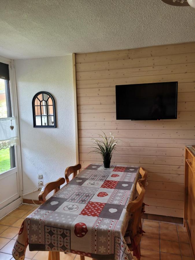 Appartement Le Flocon, Joli Petit Cocon 4 Pers En Rez De Jardin Draps Inclus Ле-Русс Экстерьер фото