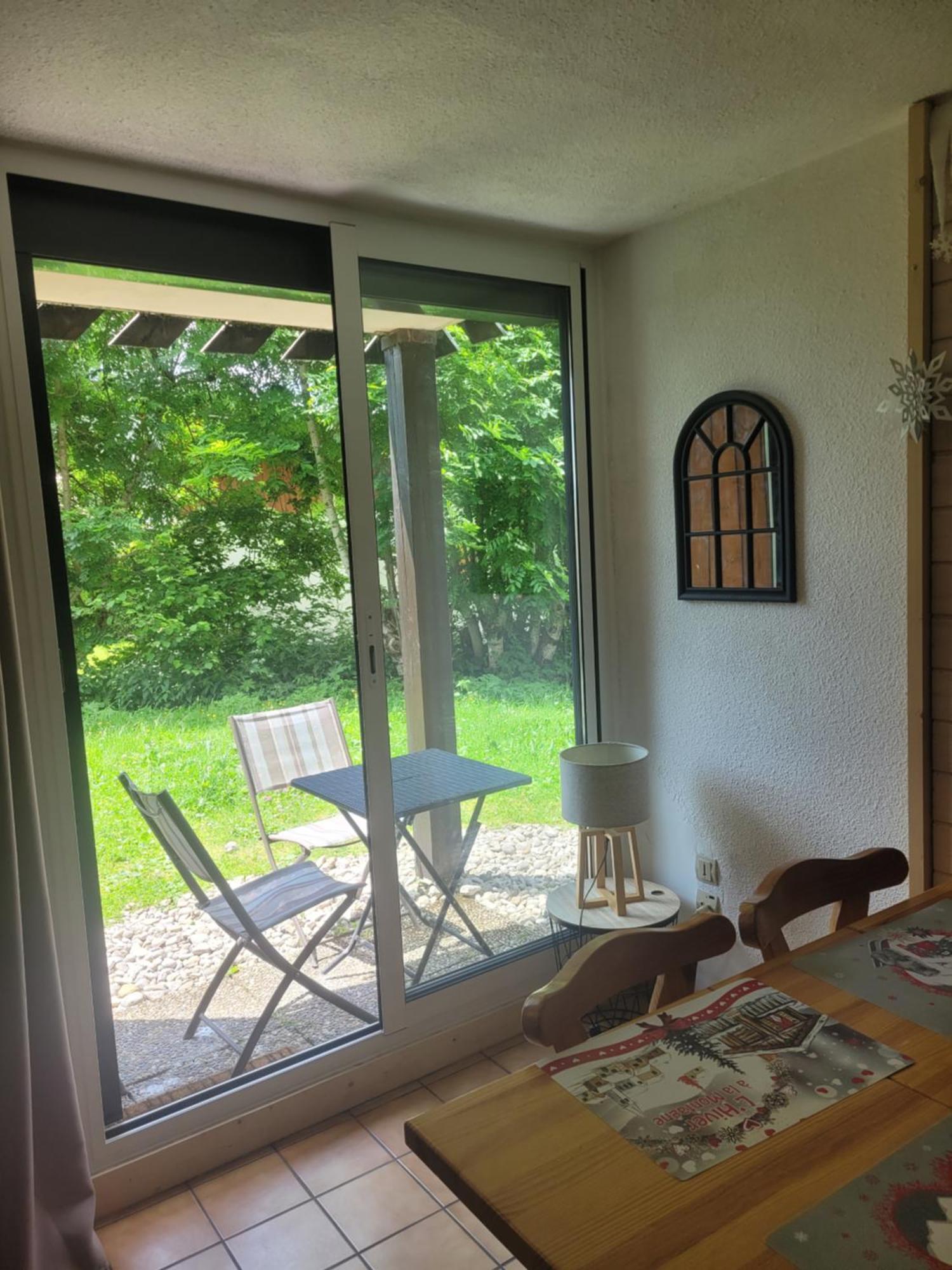 Appartement Le Flocon, Joli Petit Cocon 4 Pers En Rez De Jardin Draps Inclus Ле-Русс Экстерьер фото