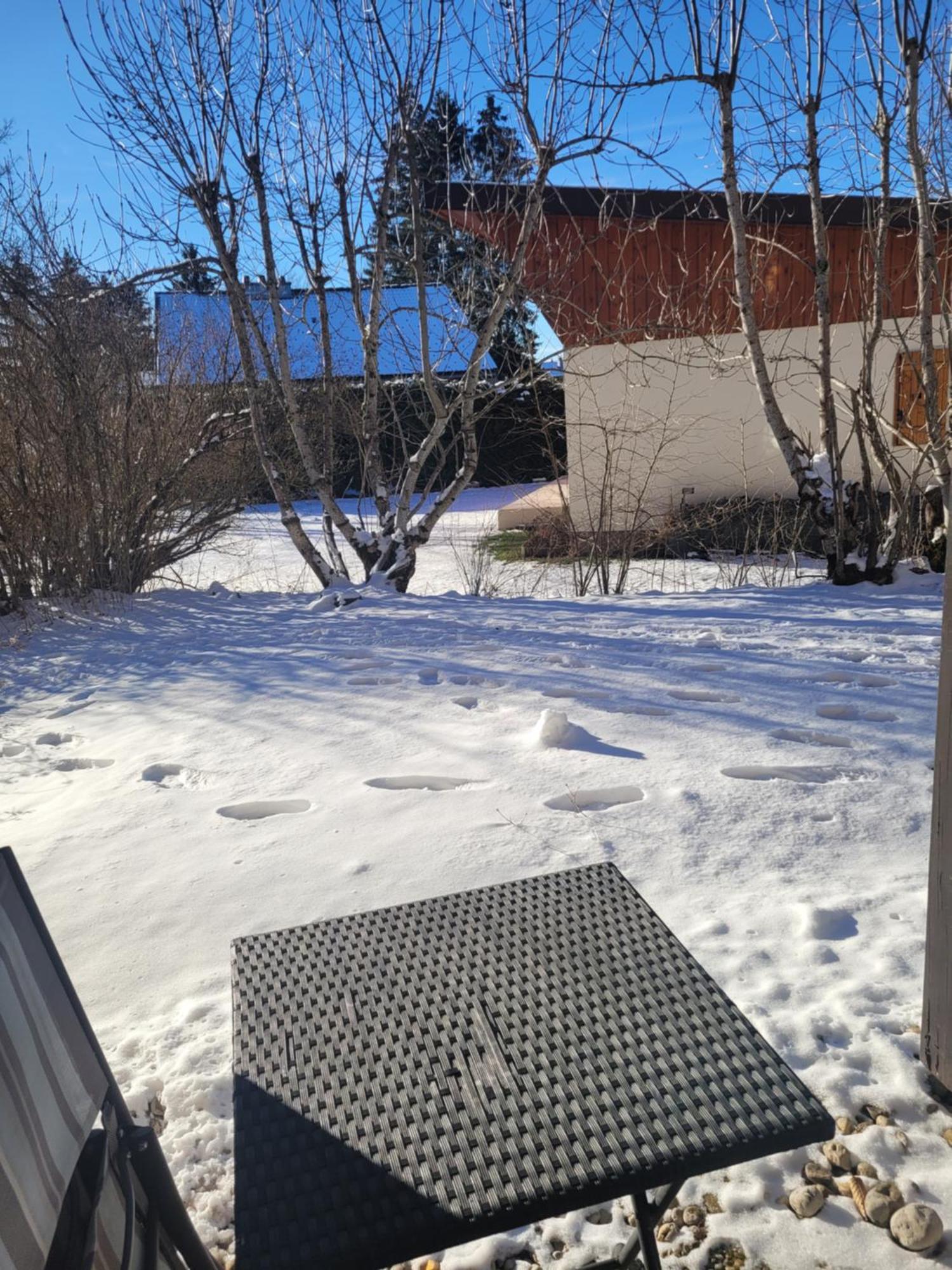 Appartement Le Flocon, Joli Petit Cocon 4 Pers En Rez De Jardin Draps Inclus Ле-Русс Экстерьер фото